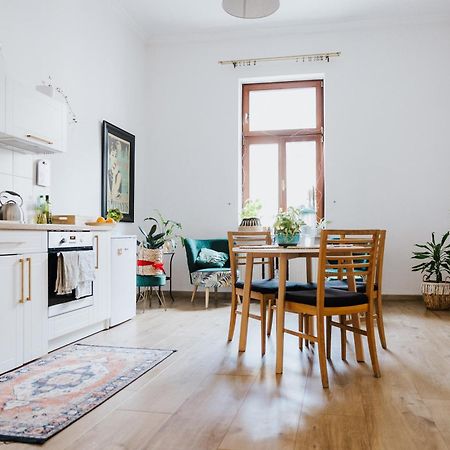 Atticus Apartments Krasków Eksteriør bilde