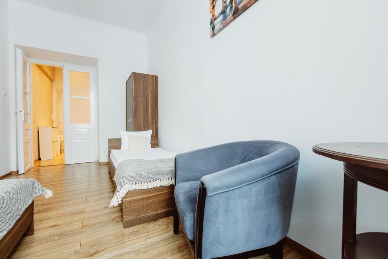 Atticus Apartments Krasków Eksteriør bilde