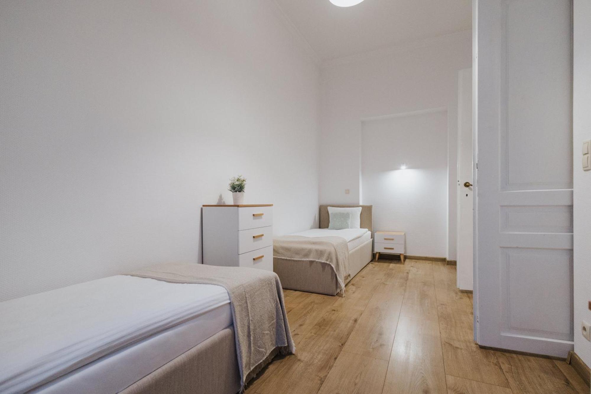 Atticus Apartments Krasków Eksteriør bilde