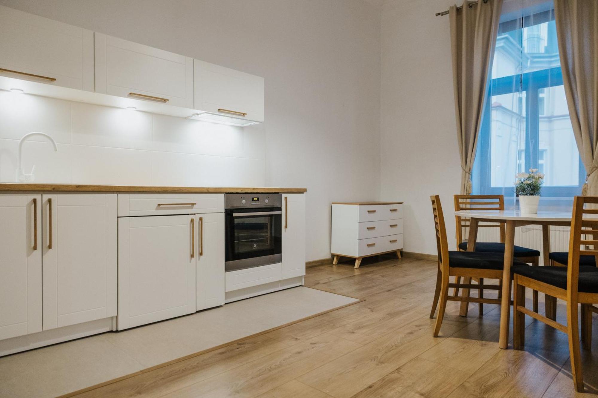 Atticus Apartments Krasków Eksteriør bilde