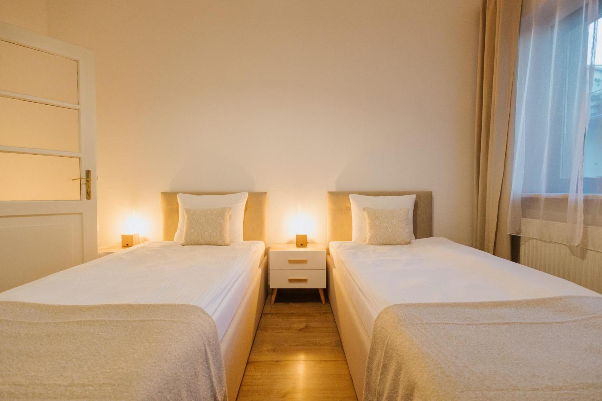 Atticus Apartments Krasków Eksteriør bilde