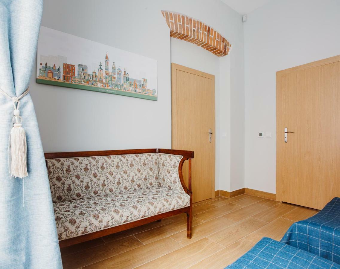 Atticus Apartments Krasków Eksteriør bilde