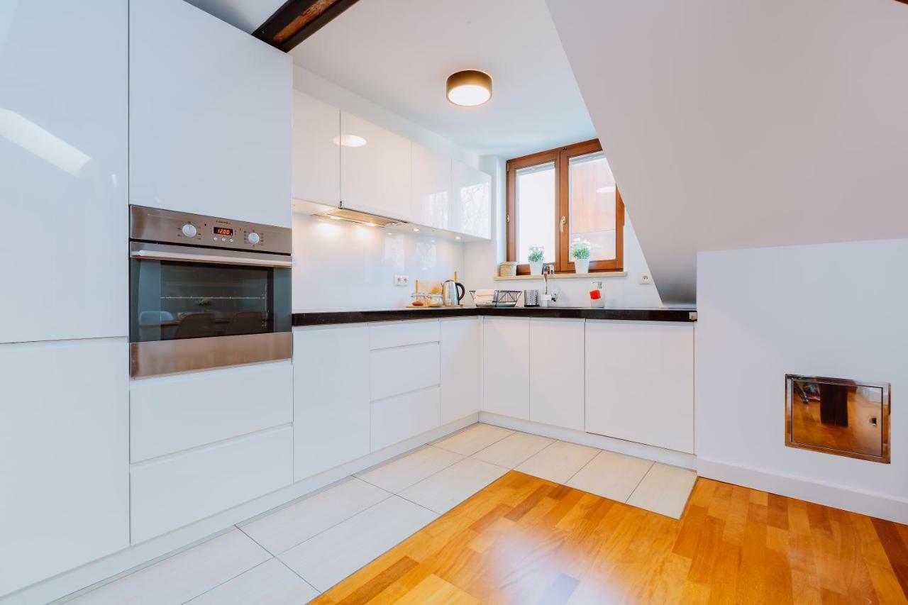 Atticus Apartments Krasków Eksteriør bilde