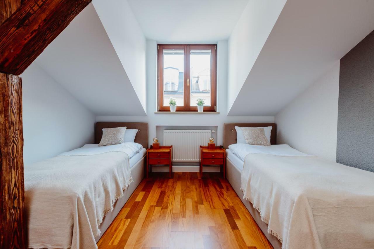 Atticus Apartments Krasków Eksteriør bilde